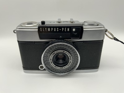 Olympus Pen EE-3 Sucherkamera mit D.Zuiko 1:3.5 f=28mm