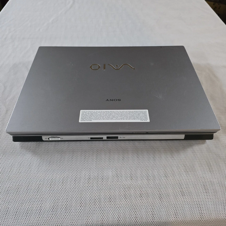 Sony Vaio VGN-AX580G , PCG-9W1L , Pentium M, 17", Windows XP, 2×80Gb HDD (272) - Image 4 of 4
