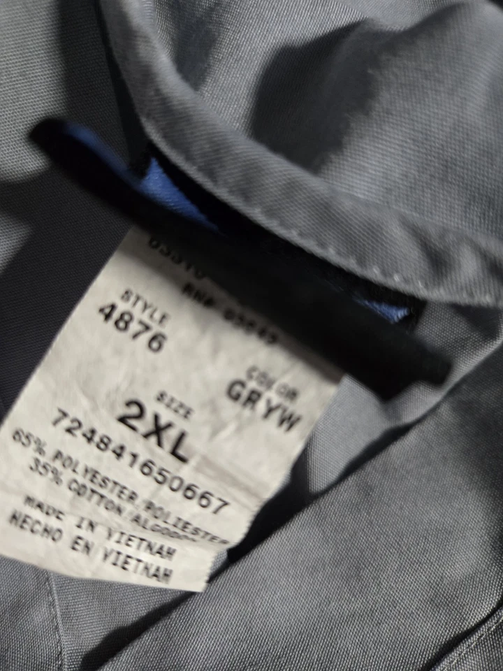 Blusa Médica Cherokee UNISEX Talla 2XL-Gris Cuello en V-pecho 30"/L 30" Foto 4 de 4