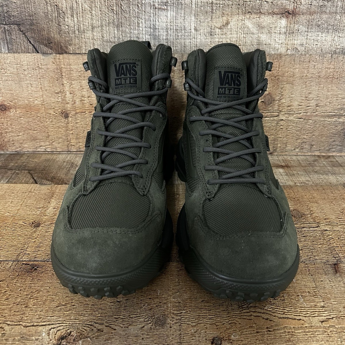 Vans MTE Crestline Waterproof Sneaker Boot Mens Size 10.5 