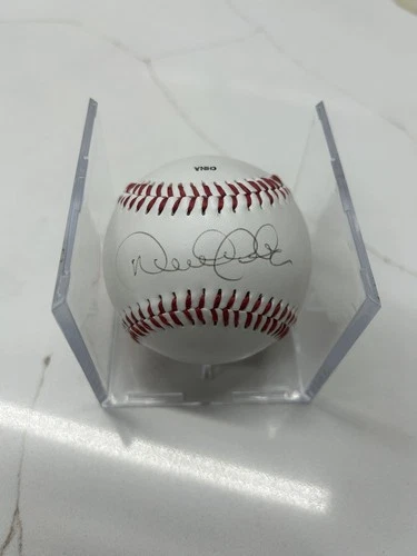 Derek Jeter Signed Rawlings Baseball  NY Yankees Certified Autograph PSA Cert