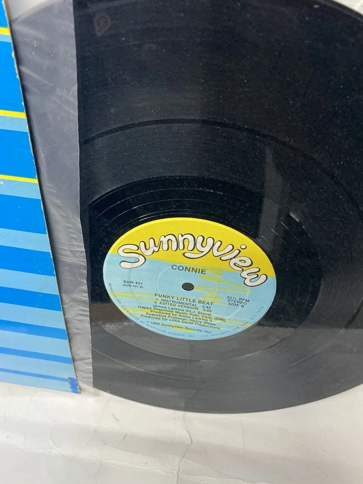 Connie - Funky Little Beat (12") (1985) Vinyl Sunnyview Electronic VG+ - Image 3 of 4