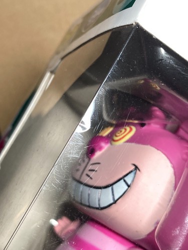Funko POP Disney Store Logo 35 Cheshire Cat Damaged Box in Soft Protector - Picture 15 of 19