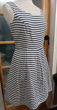 Striped Dress Fit and Flare Pleated  Black/White TIANA B Sz 10 Lined Sleeveless 