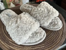Hello Soho Women  s Slippers Light Gray XL 9.5/10.5