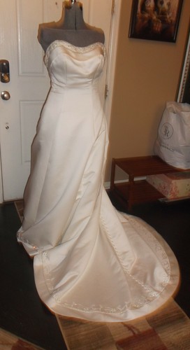 Casablanca Ivory Enduring Grace-Style 1628-Bridal Wedding Dress Sz 12 - Picture 11 of 12