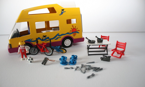 Playmobil 3945 Campervan Not Complete - Ref PM/03 - Picture 3 of 6