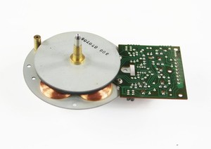 Originaler Antriebsmotor Motor für Plattenspieler Denon DP-47F