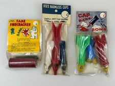 NOS Vintage Cap Bomb Rockets Space Toy Moon Astronaut Plastic Hong Kong Japan