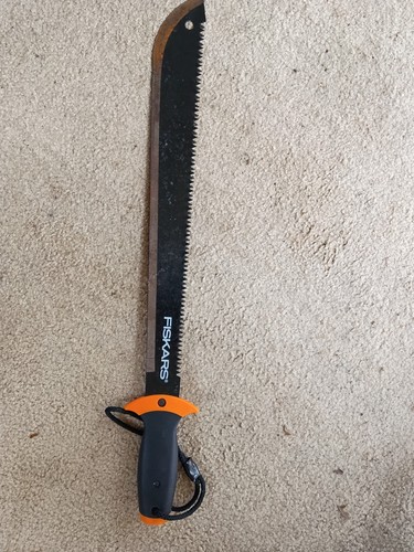 Fiskars Pruning Saw w/ Sheath 18 in Steel Blade Non-Slip Grip Black/Orange