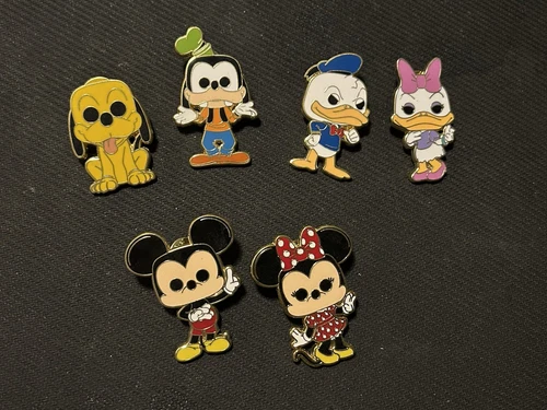 Funko Pop Disney Character Pins Mickey Minnie Goofy Donald Daisy & Pluto! Cute!!