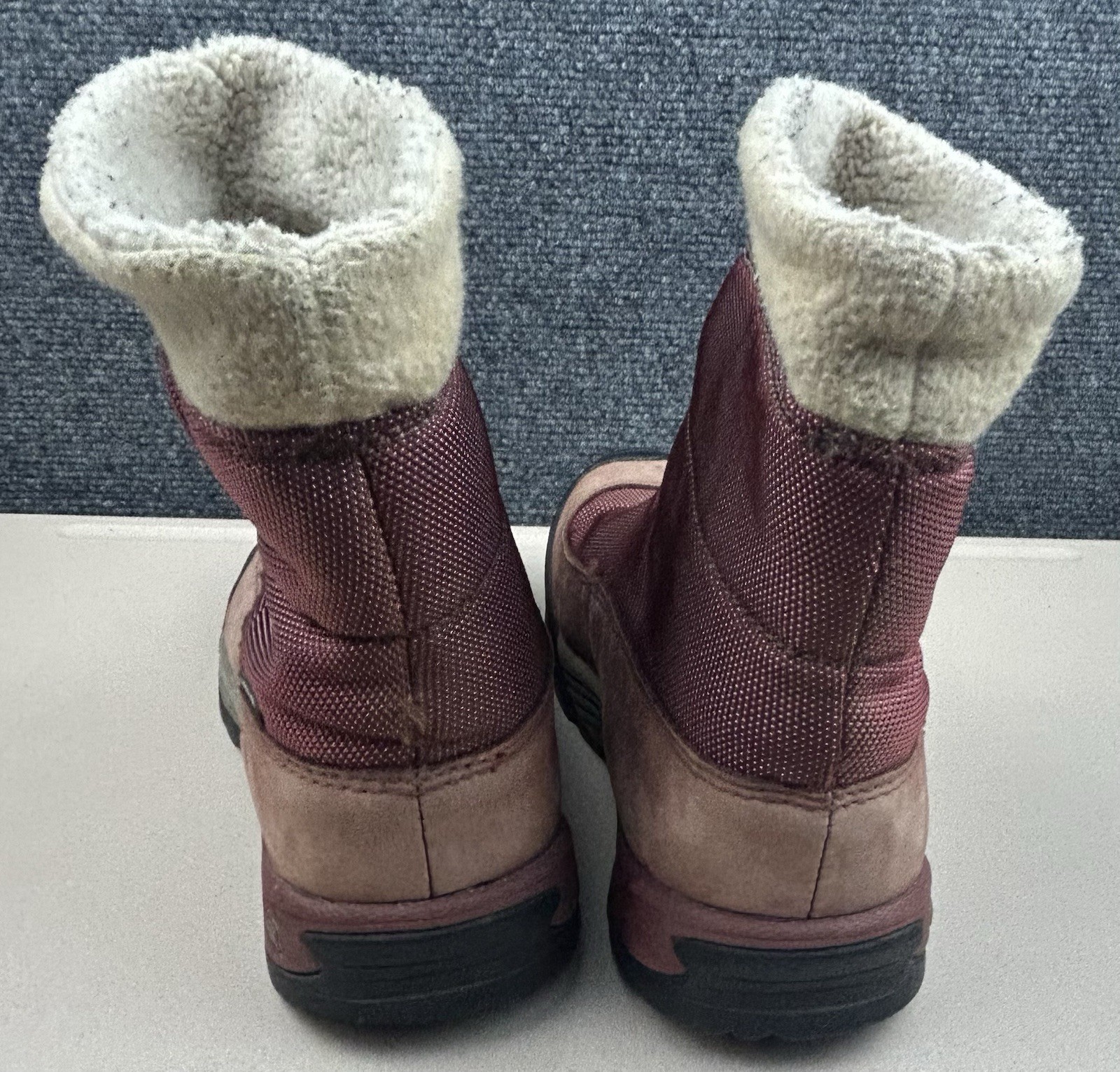 Stivali invernali impermeabili da donna KEEN Hofn taglia 7 foderati in pile pelle tessuto