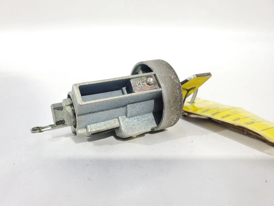 1986 1987 1988 1989 Toyota MR2 OEM Ignition Switch With Key  - Image 3 of 4