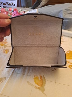 Gucci Tri-Fold leeres Sonnenbrillenetui. Karton Nr. 2 siehe Fotos 
