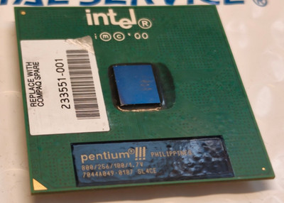Socket 370 Intel Pentium III Coppermine CPU 100 Mhz Bus 800 MHz SL4CE / SL3Y3
