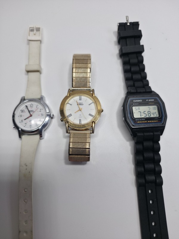 3 Watch Lot Vintage Casio F-28W Digital Running & 2x Timex Indiglo For...