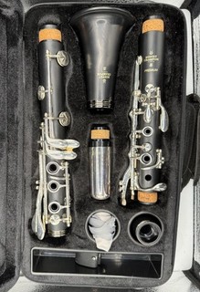 Clarinete de estudiante BUFFET CRAMPTON Paris Premium con estuche de transporte suave