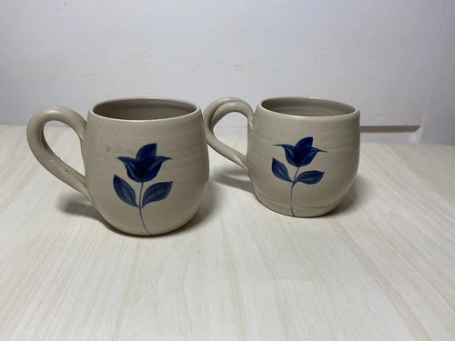 Vintage Williamsburg Pottery Mug Set 2 Salt Glazed 3.25” Small Cup Flower Gray