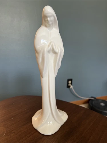 Vintage Ivory Haeger Pottery Praying Madonna Mary Figurine Statue