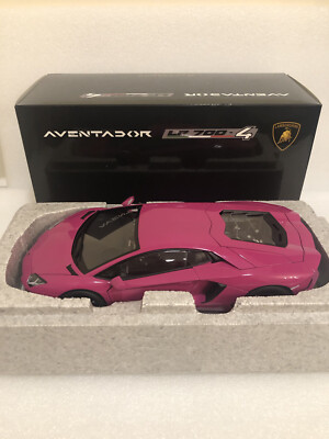 AUTOart 1/18 LAMBORGHINI AVENTADOR LP700-4 PINK  DIECAST