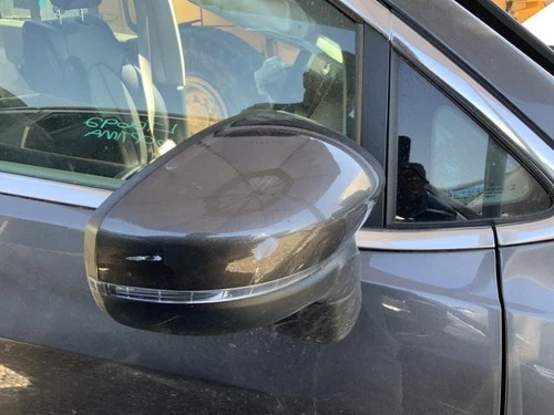Passenger Side View Mirror Manual Folding OEM 22-23 PACIFICA 1378718