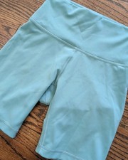 Lululemon Women's Align Bike Mint Shorts 8" High Rise Gym Workout Yoga Sz 6