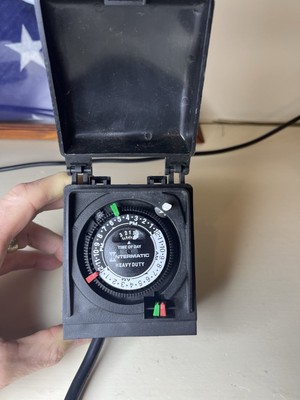 Intermatic Heavy Duty 24 Hour Outdoor Timer Model HB35R 1200 Watt 10A TESTED