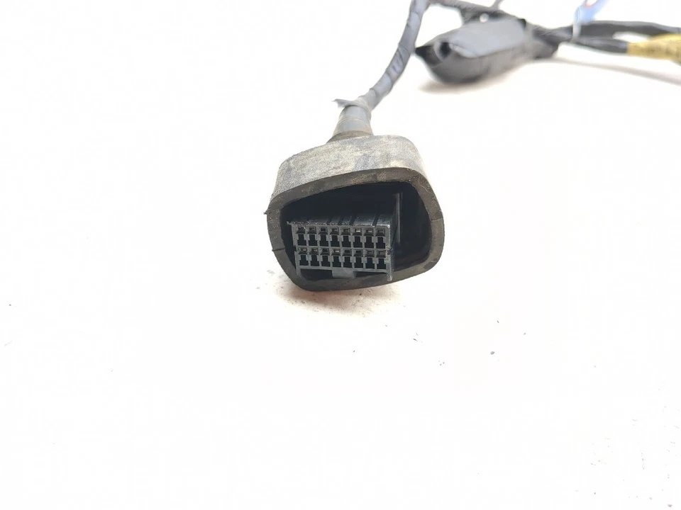 02 03 Arnés de cableado de subcables para faros Yamaha YZF R1 5PW-84359 Foto 3 de 4