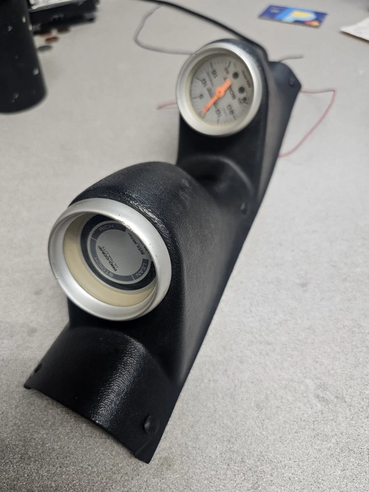 Aftermarket Ultra Lite Pro Comp Gauges With Pod - Image 2 of 4