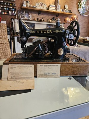 1950 Singer Model 99K elektrische Nähmaschine 