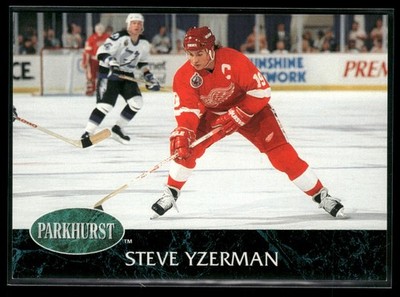 1992-93 Parkhurst #44 Steve Yzerman