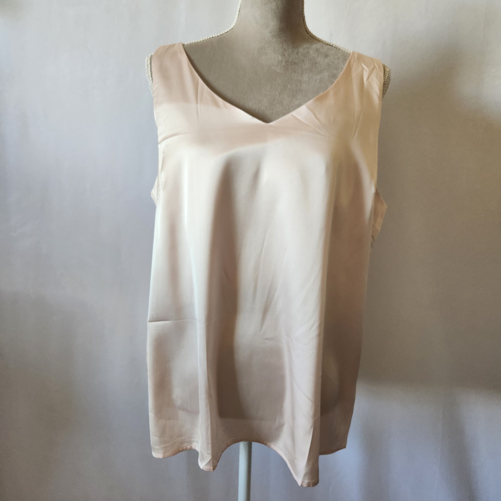 Ekouaer Women's X-Large Blush Sleeveless V-Neck Pullover Satin Cami Tank Top
