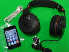 Apple iPod Touch 4th Generation 16GB - Black 1100 Hip Hop RAP Very Good