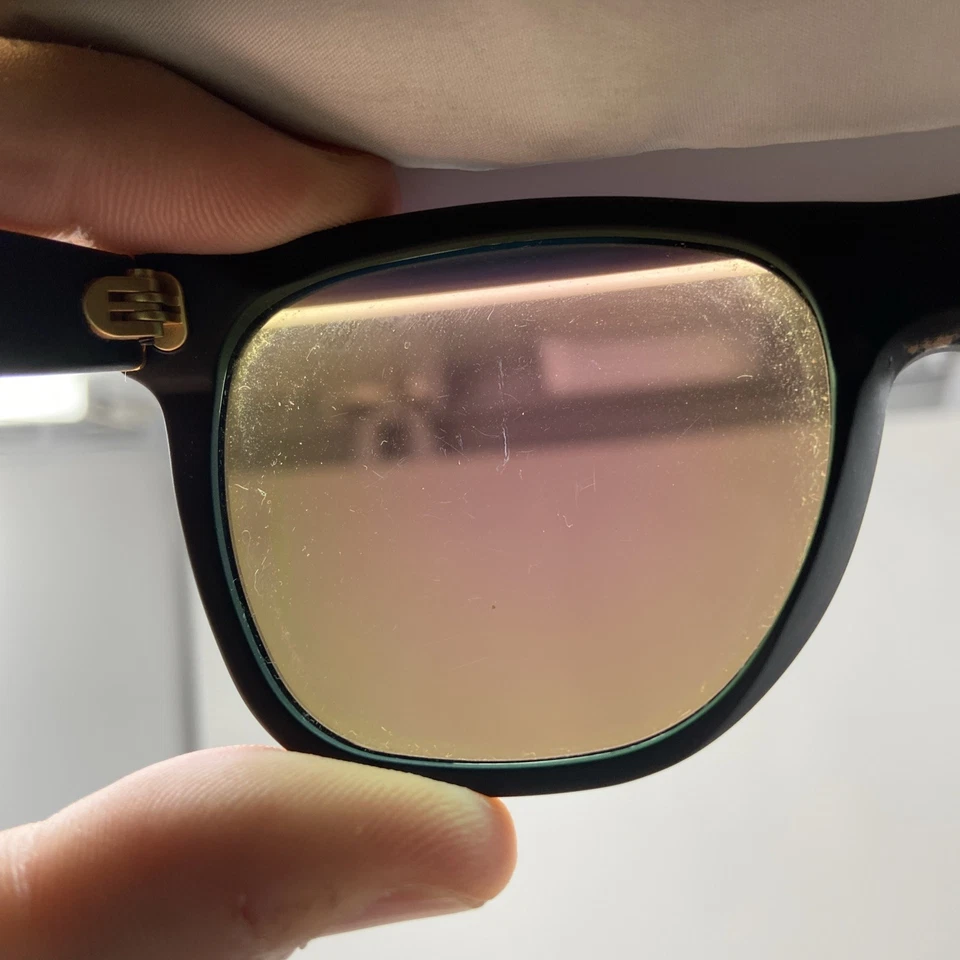 GAFAS DE SOL RETROUPERFUTURE 166/2T ITALIA NEGRO MATE CON ESPEJO AZUL PÚRPURA AB75 Foto 2 de 4