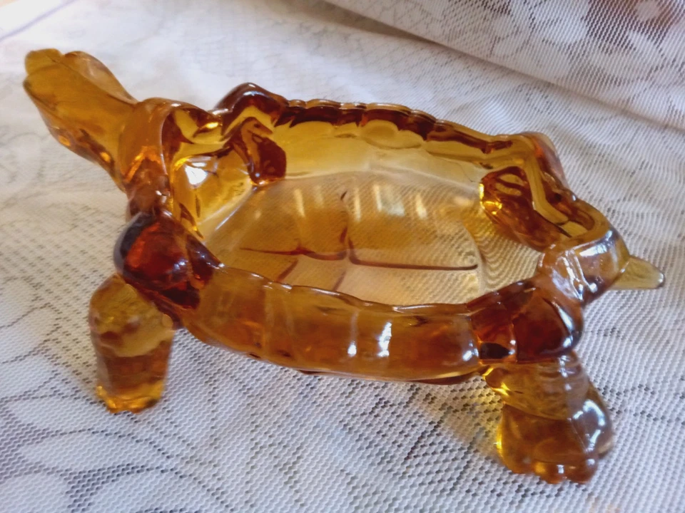 Original Vintage Amber Large Lidded Turtle / Tortoise Centerpiece / Figurine 40s - image 4 of 4