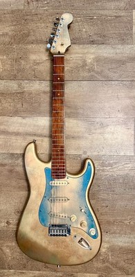 Custom Painted Strat   Aged Gold Finish