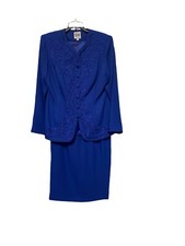 woman  s R M Richards by Karen Kwong 2pc skirt suit Easter Wedding Derby Tea