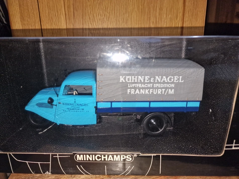 Camión de plataforma plana Minichamps 180 099022 Tempo Hanseat KUHNE & NAGEL 1/18 Foto 2 de 4