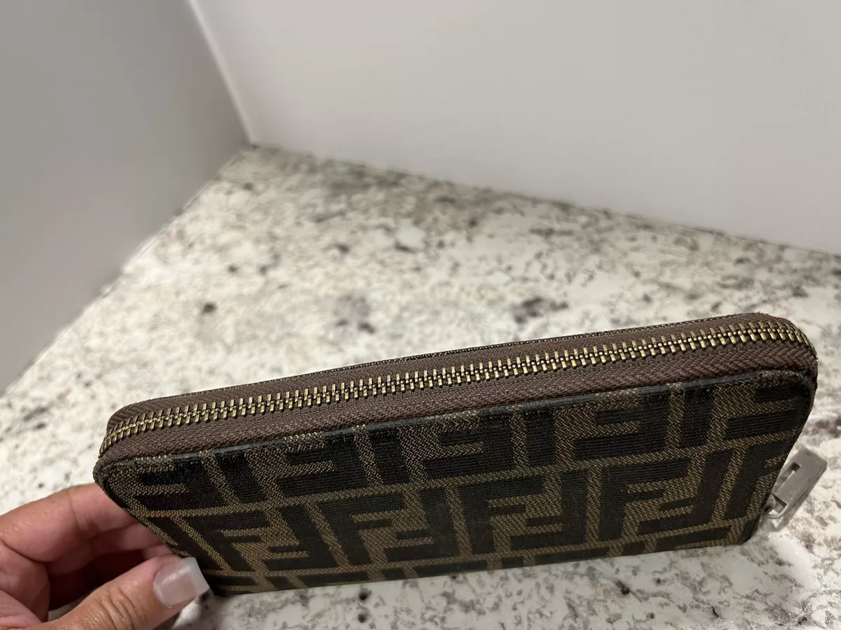 Vintage FENDI Long wallet w/Coin Pocket Zip Around Zucca pattern Canvas  Fabric