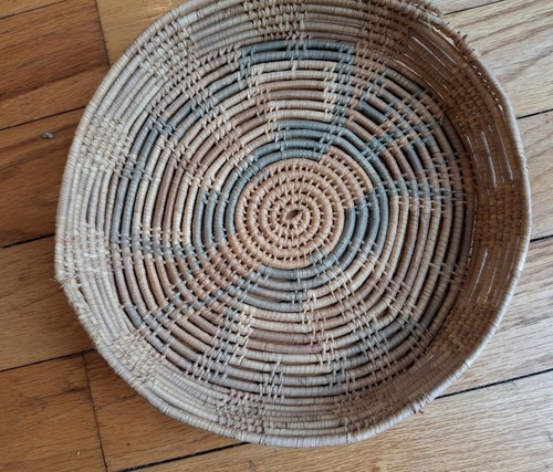 Vtg.. Native American Handwoven Coil 10"x 2" Flat Basket