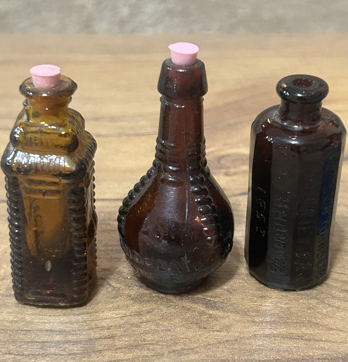 5 Mini Vintage Glass 2” Bottles Dollhouse Apothecary Boho Colored Clear Decor