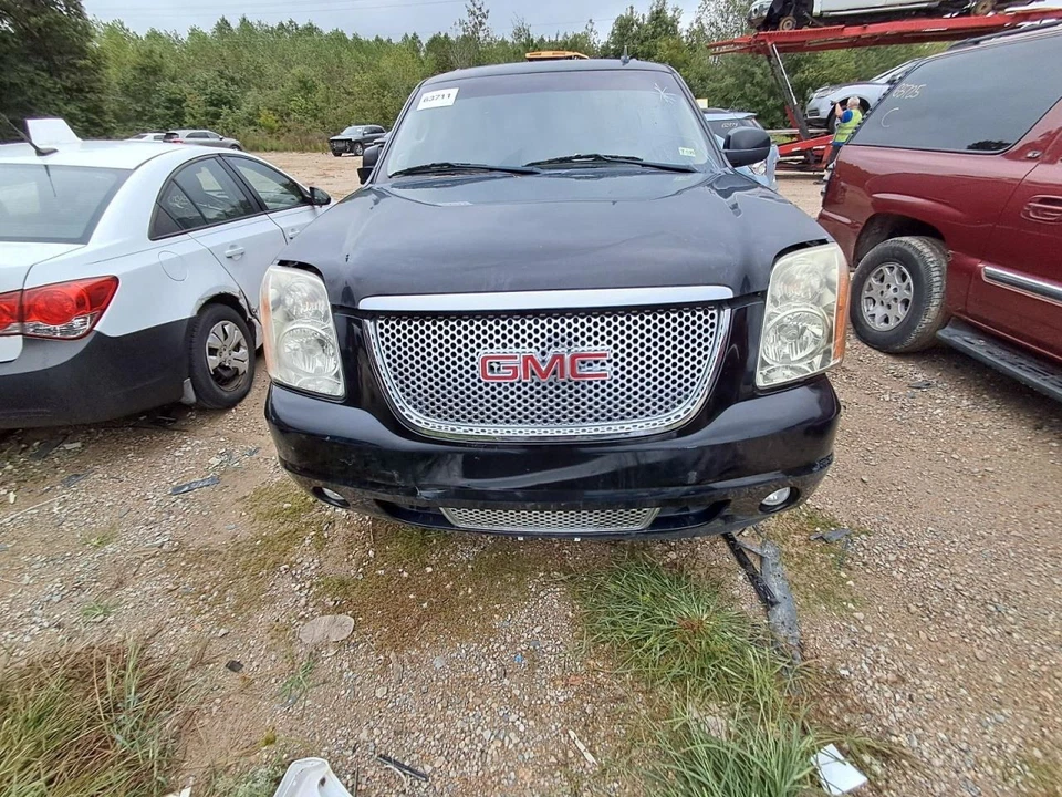 2011 GMC Yukon ABS Brake Assembly OEM 4DR SUV 6.20L Used 166K Miles - Image 2 of 4