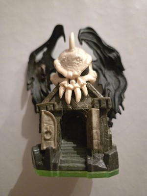Skylanders Spyro's Adventure Darklight Crypt Video Game Figure 2011 Activision