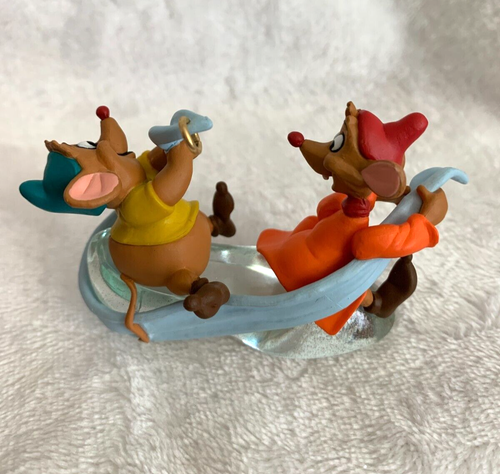 New 1997 Hallmark Disney Cinderella Gus & Jaq Mice With Glass Slipper Ornament - Picture 3 of 16