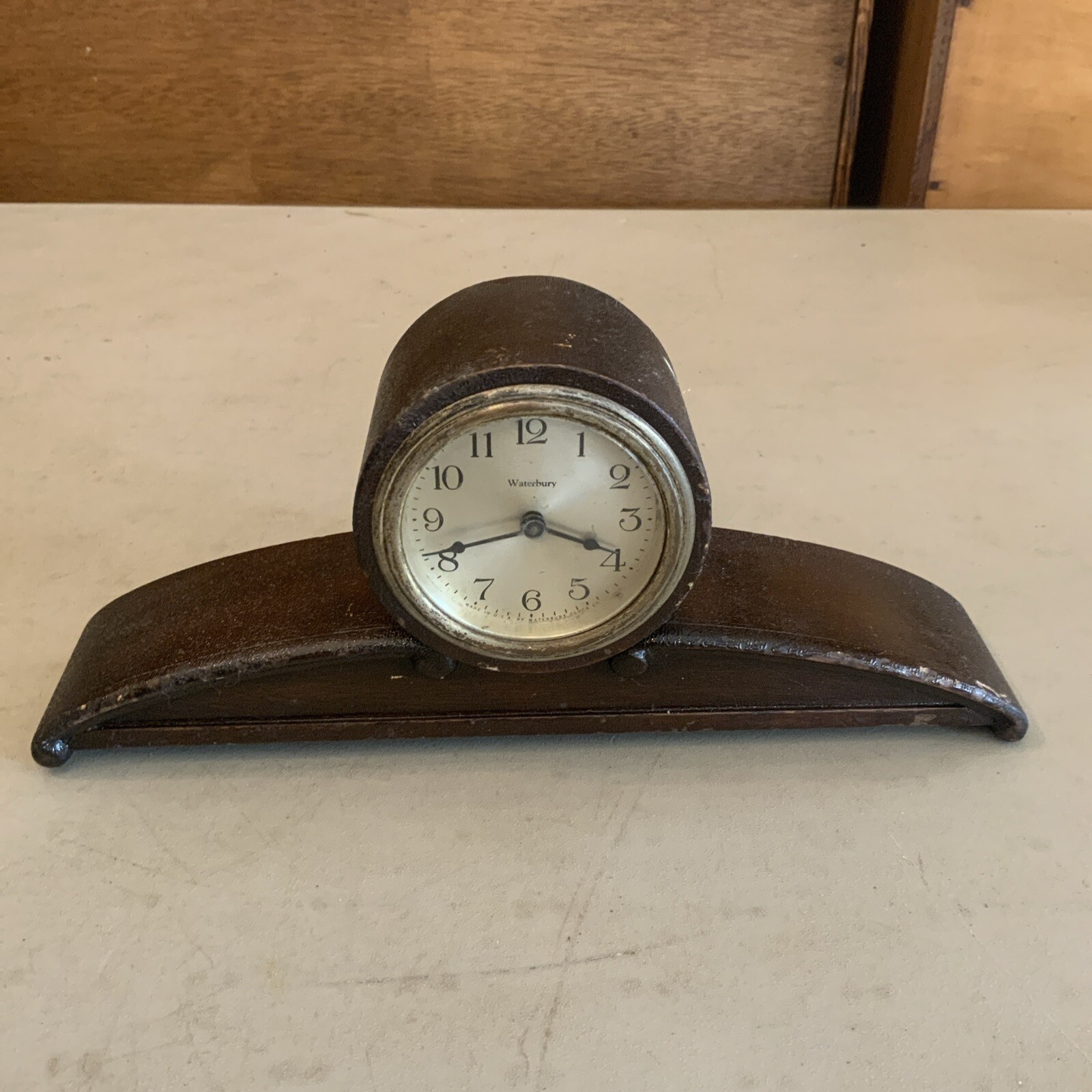 Works! VINTAGE ANTIQUE NOVELTY ART NOUVEAU WIND UP SMALL Mantle CLOCK