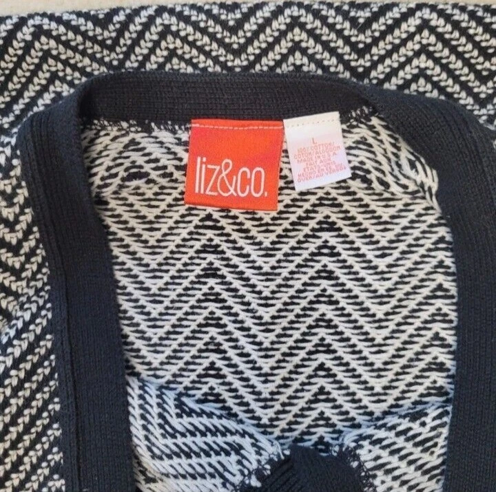 Cardigã vintage Liz&Co malha de algodão preto e branco botão para baixo Light Academia - Imagem 3 de 4