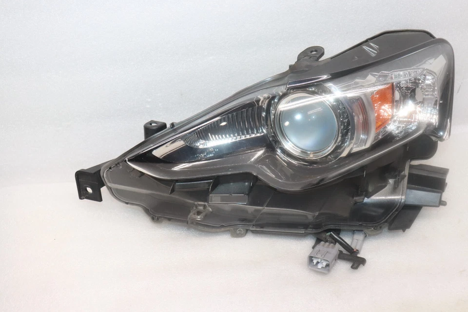 Faro de xenón HID para conductor izquierdo Lexus IS250 IS350 2014 2015 2016 FABRICANTE DE EQUIPOS ORIGINALES Foto 4 de 4