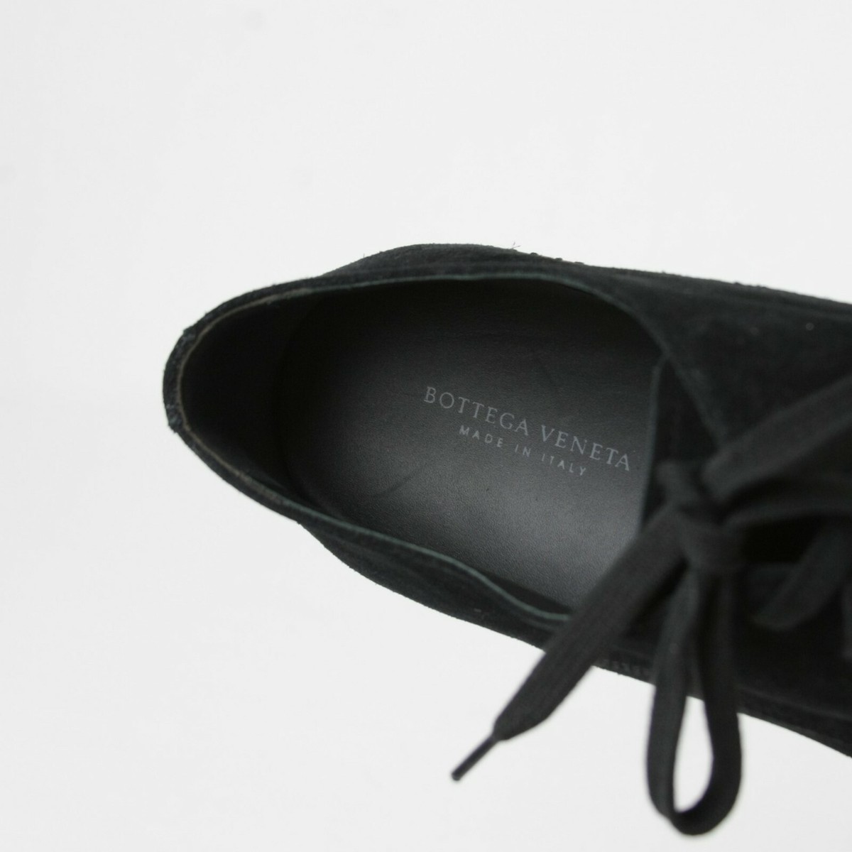 Bottega Veneta Men\'s Black Suede Pointed Toe Dress Shoe (41 EU / 8 US) BOTTEGA VENETA Black Leather Intrecciato Lace-Up Derby Shoes  main image 3