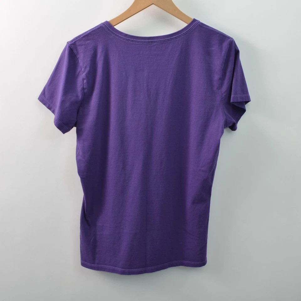 Camiseta Life Is Good Crusher para mujer grande púrpura bruja cuello en V manga corta Foto 2 de 4