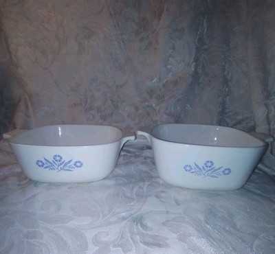 Vintage 80s  Corning Ware Blue Cornflower C - 27 / C - 35 / Lot Of 2 - No Lids
